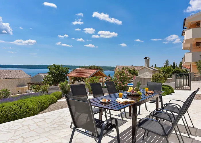 Family Friendly House With A Swimming Pool Posedarje, Novigrad - 24091 *