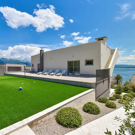Family Friendly House With A Swimming Pool Posedarje, Novigrad - 24091 Prázdninový dům Posedarje