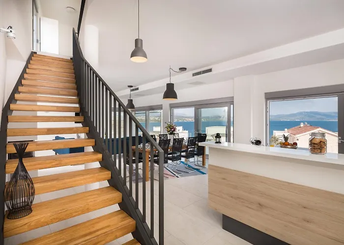 بيت للعطل Family Friendly House With A Swimming Pool Posedarje, Novigrad - 24091